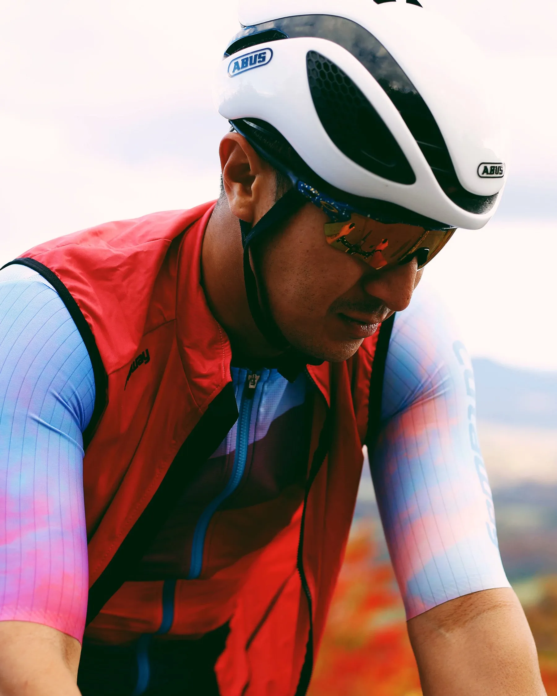 Afton Lite Packable Wind Vest - Garnet Red