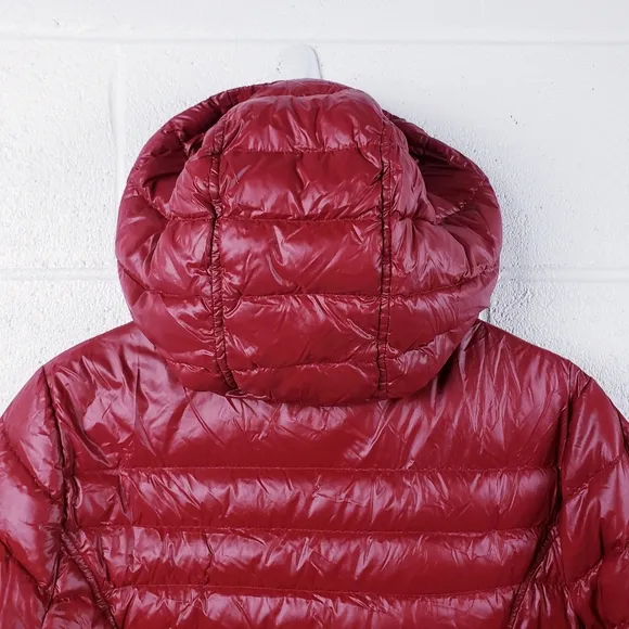 Bernardo Slimming Down Long Hooded Puffer Jacket Packable Red Size Medium