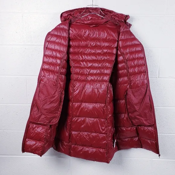 Bernardo Slimming Down Long Hooded Puffer Jacket Packable Red Size Medium