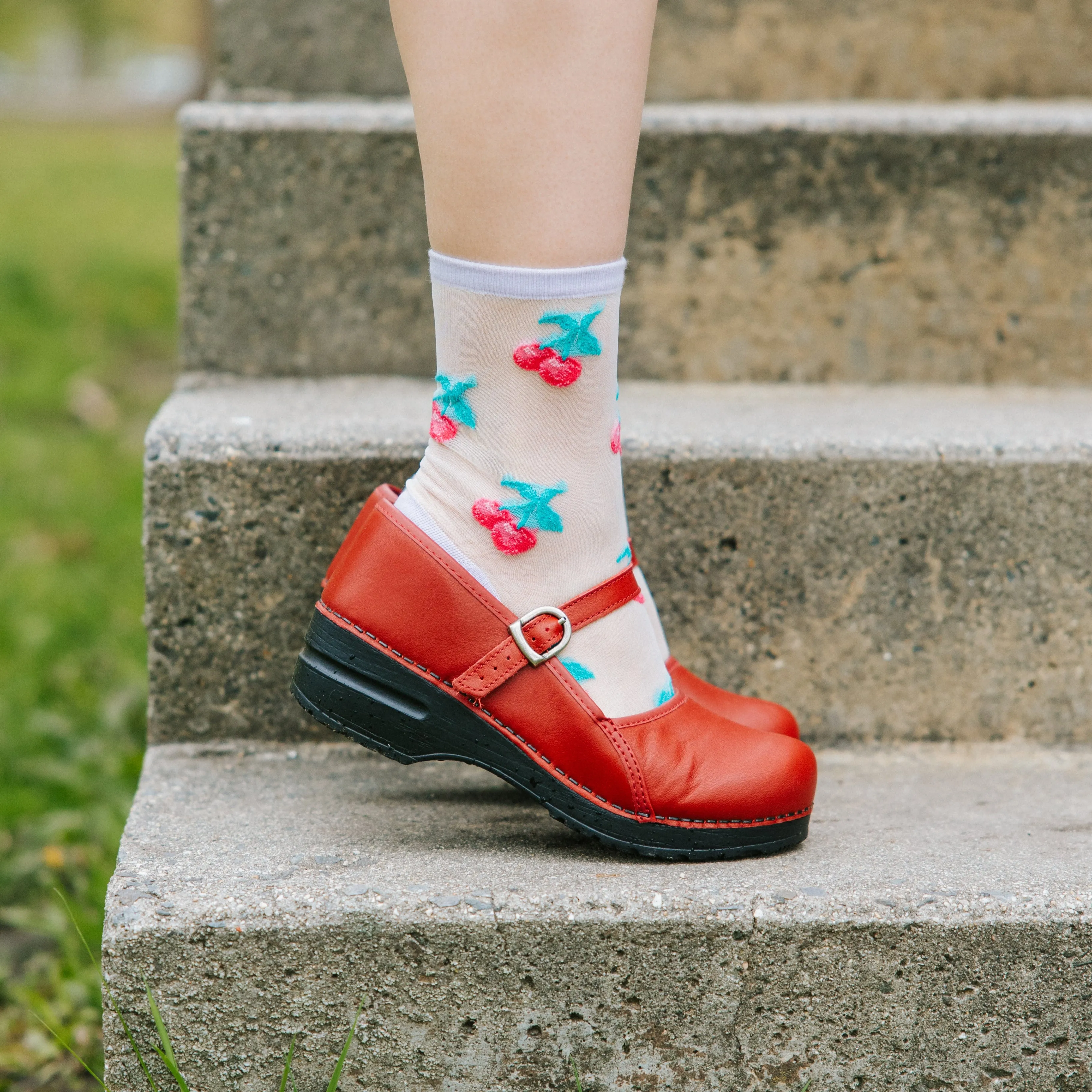 Clare Women's Clog in Red