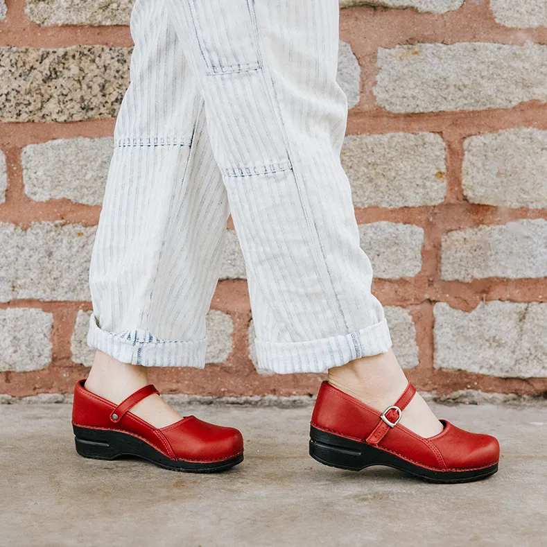 Clare Women's Clog in Red