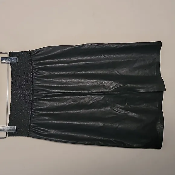 Commando Black Faux Leather Smocked Waist Mini Skirt Sz S Stretchy Pencil