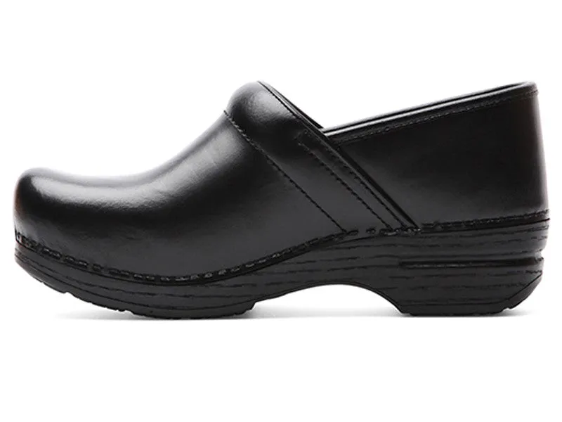 Dansko Professional Narrow - Women's Clog