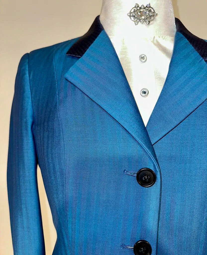 DeRegnaucourt Teal Hunt Coat