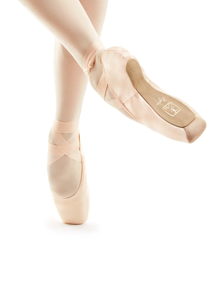Gaynor Minden Pointe Shoe Lyra  Sculpted (SC) 3 Feather (F) Pink