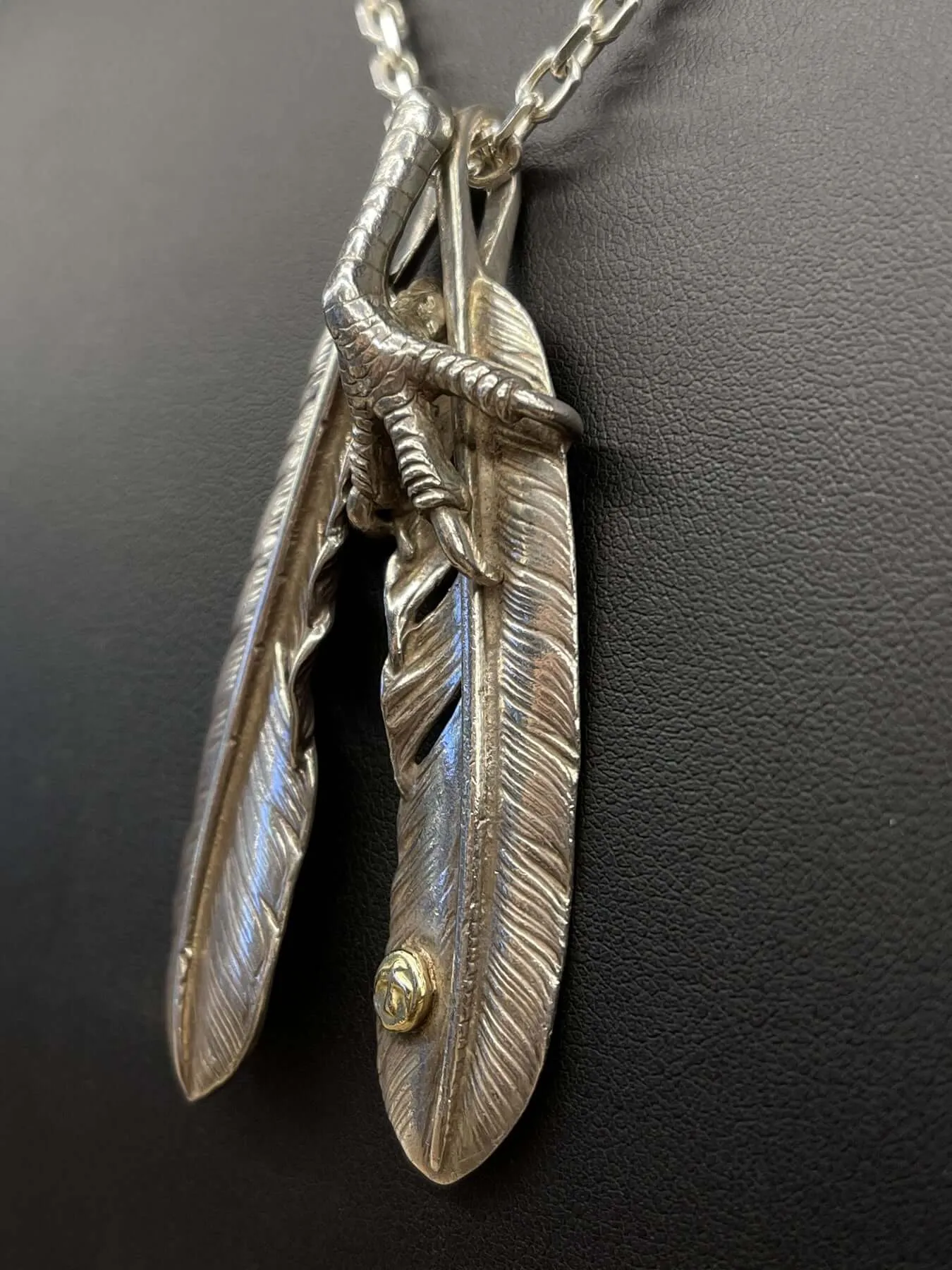 Goros Double Silver Feathers (Plain and Claw) Setup