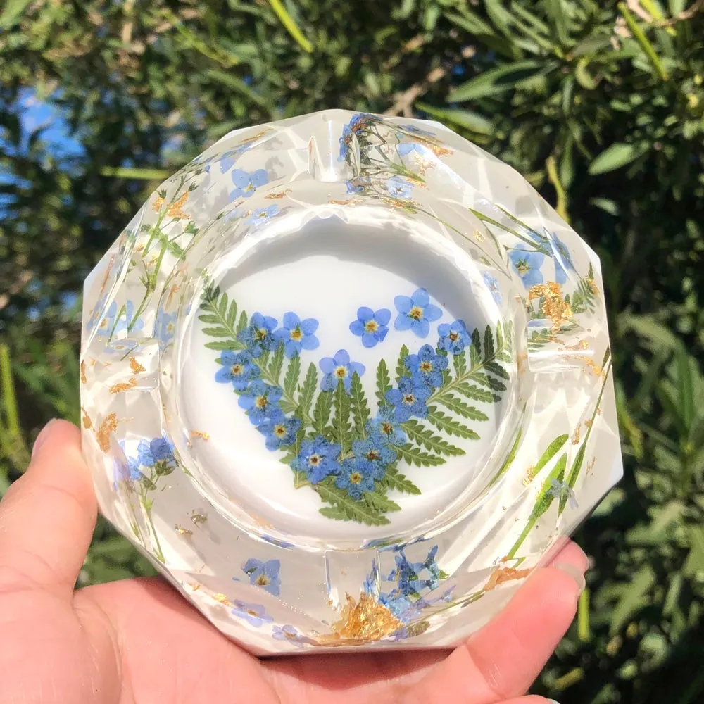 Hold My Heart ♡ Milky Ashtray ♡