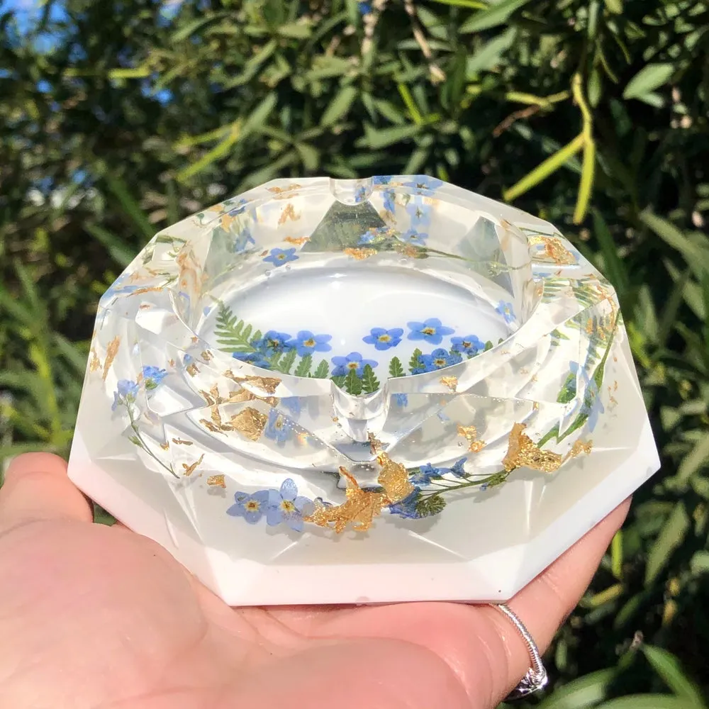 Hold My Heart ♡ Milky Ashtray ♡