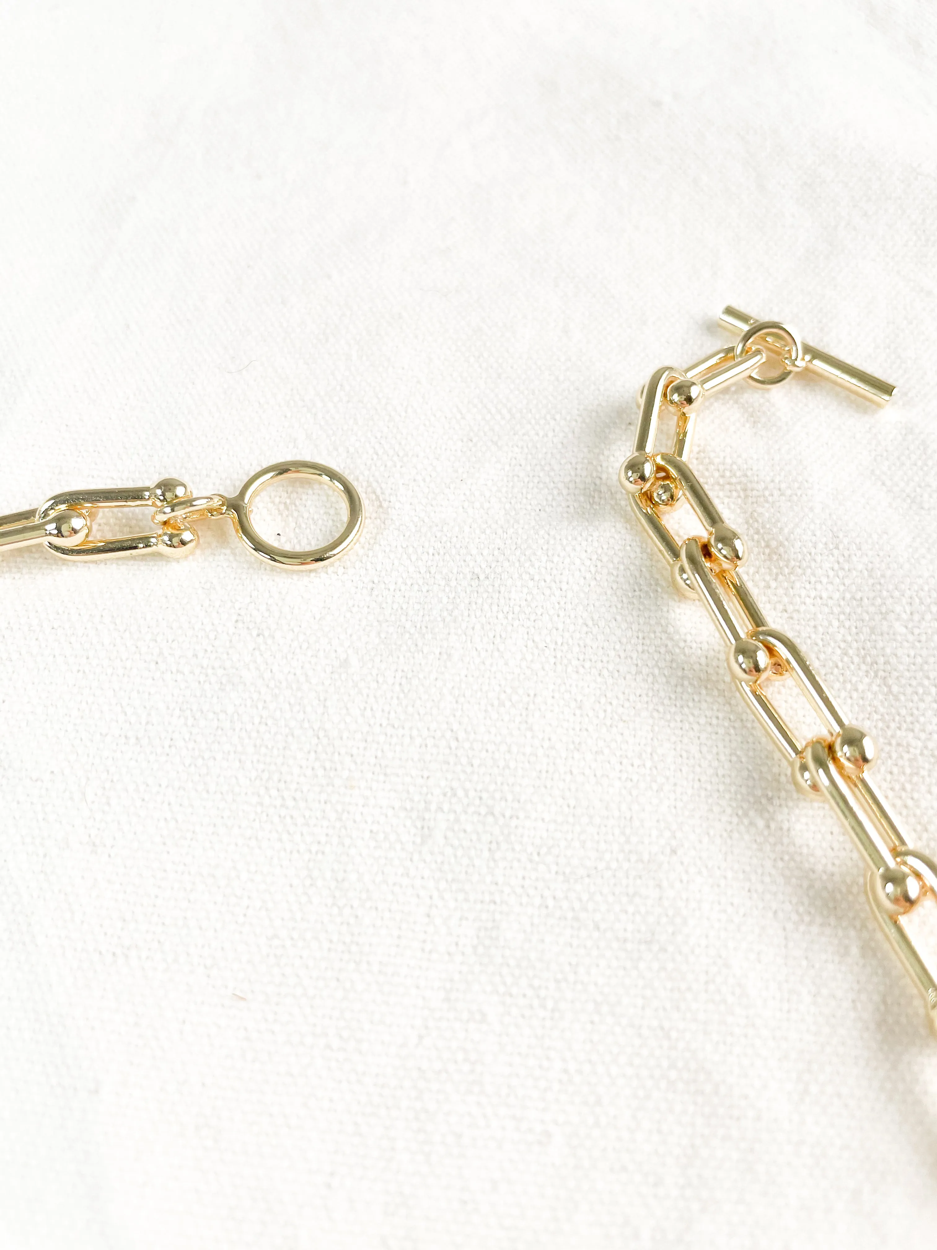 Iris Link Necklace