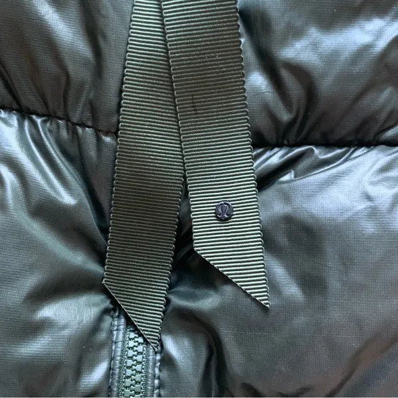 Lululemon Fluffin Awesome Goose Down Vest Forest Green
