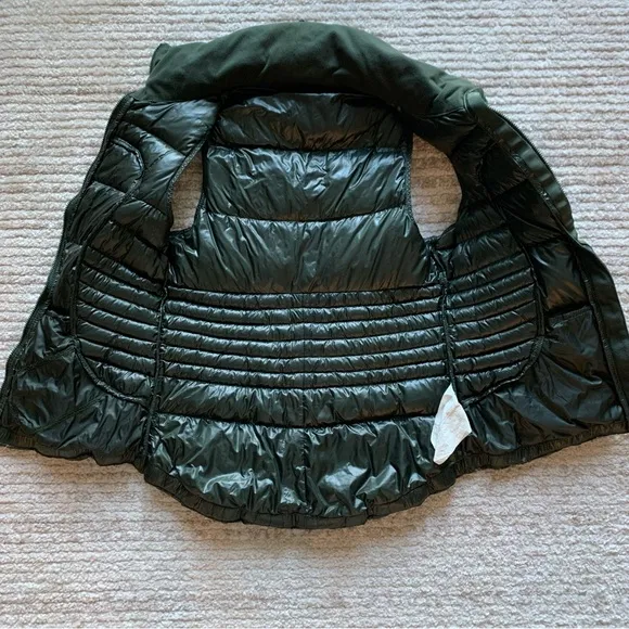 Lululemon Fluffin Awesome Goose Down Vest Forest Green