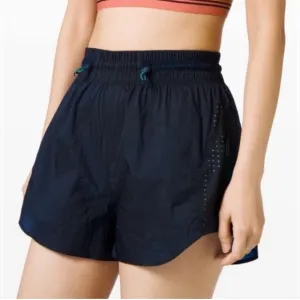 LULULEMON x Roksanda Break New Ground Short