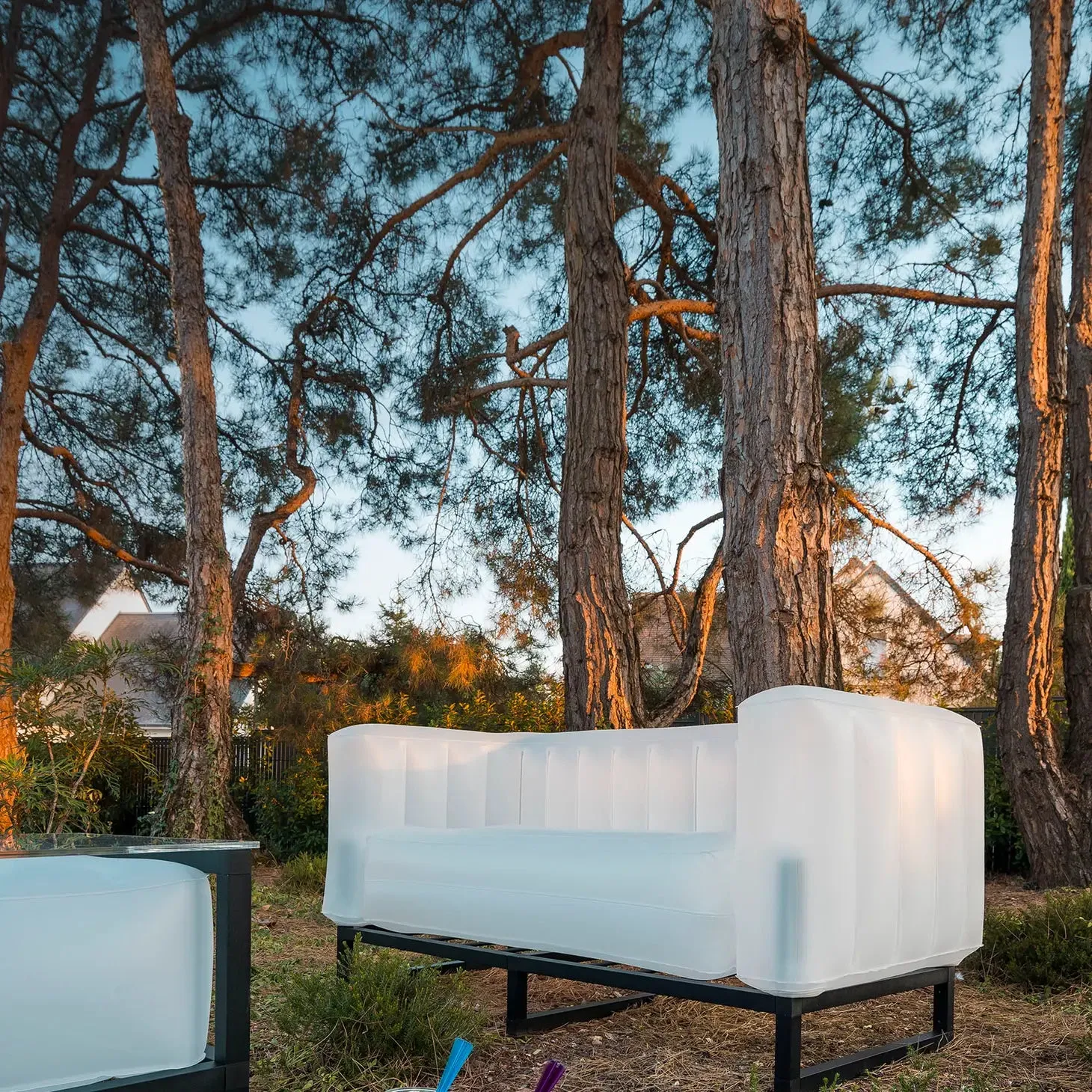 Mojow Seats