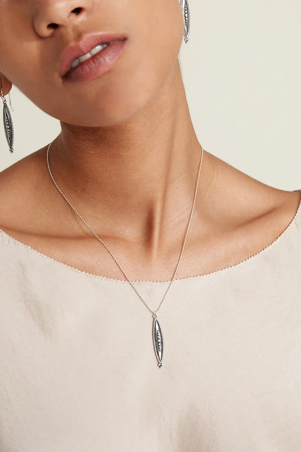ODESSA NECKLACE IN SILVER