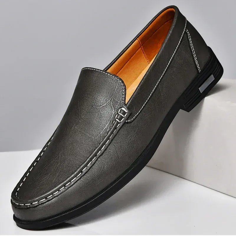PELLE ITALIANA GENUINE LEATHER LOAFERS