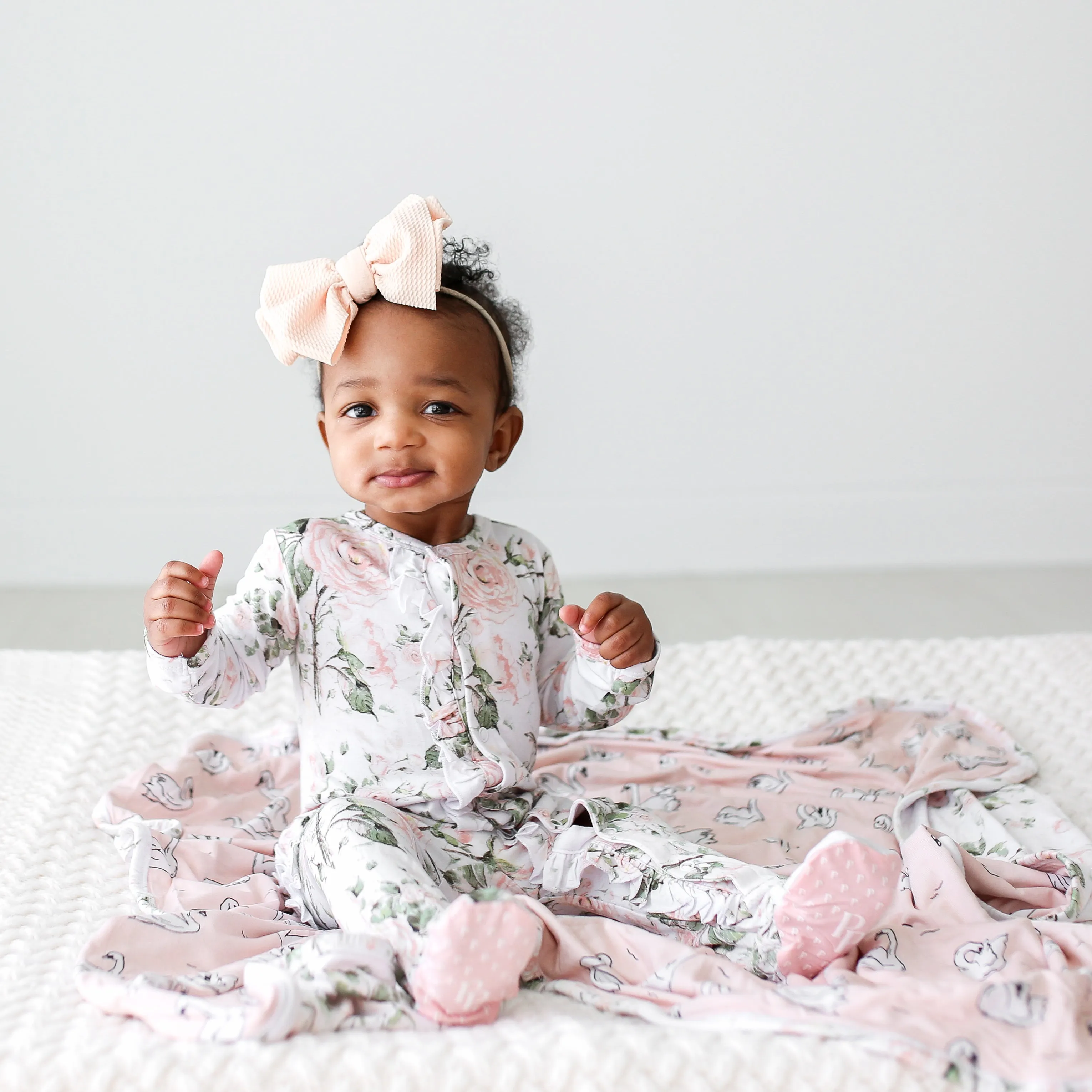 Posh Peanut Delilah Ruffled Snap Footie