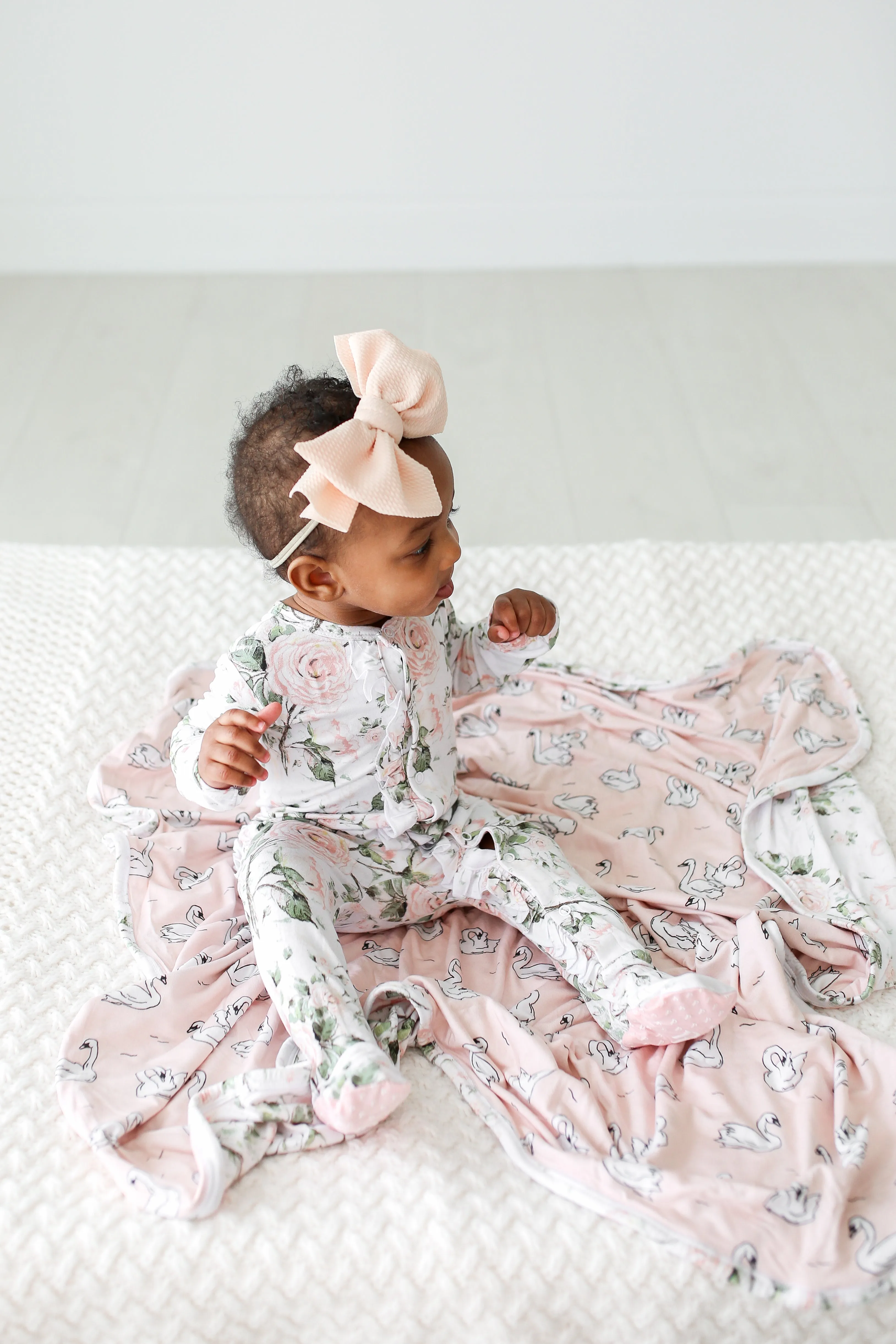 Posh Peanut Delilah Ruffled Snap Footie
