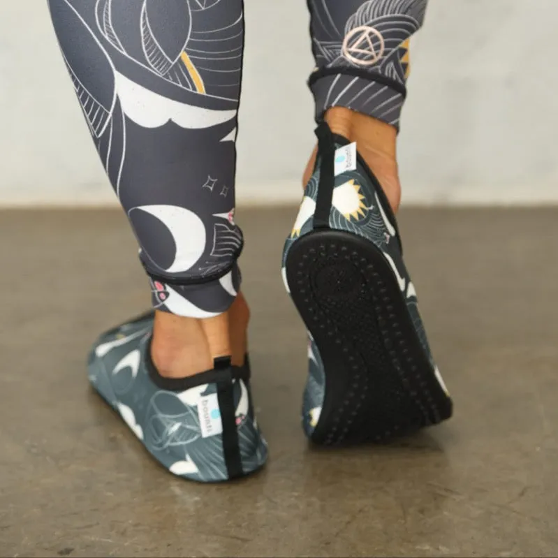 Rebounding Shoes - Soles | Birds of Paradise
