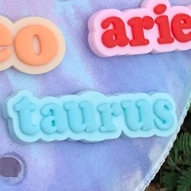 SHOE CHARMS - WRITTEN TAURUS