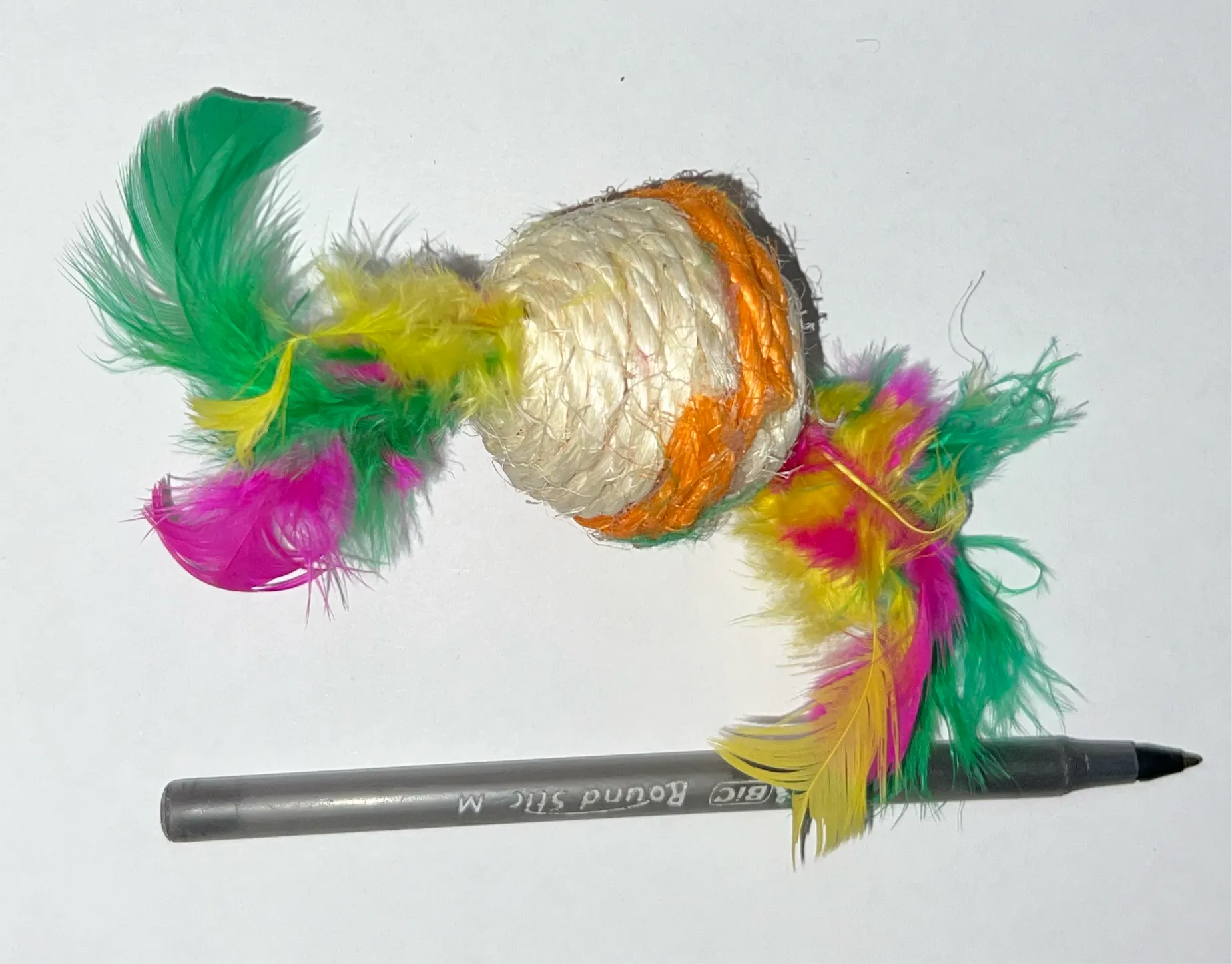 Sisal Cat Toy Balls with Feather