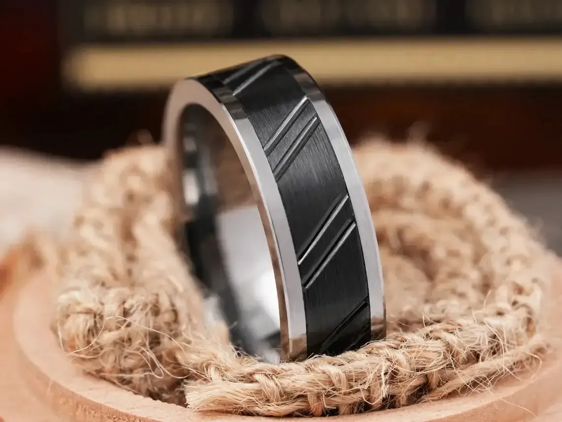 The Slice | Black Wedding Ring for Men